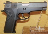 S&W 910 - 3 of 7