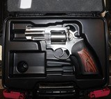 RUGER
GP100