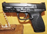 S&W M&P 9 (2.0) - 2 of 2