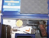 COLT LIGHT WEIGHT DEFENDER - 1 of 4
