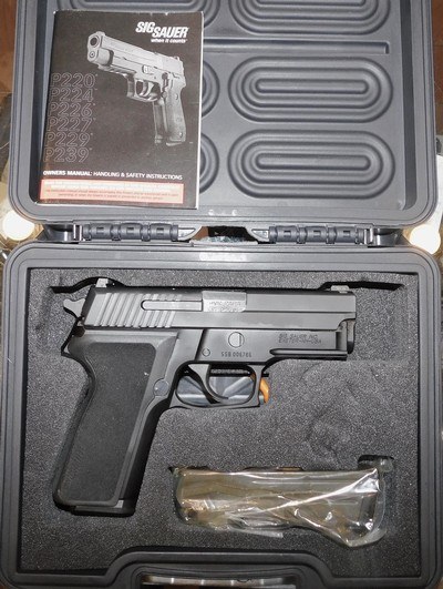 SIG SAUER P229 - Image 1 of 6