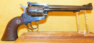 RUGER (NEW MODEL) SINGLE SIX (PRE WARNING) - Image 1 of 5