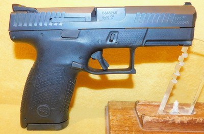 CZ P-10C - Image 2 of 6