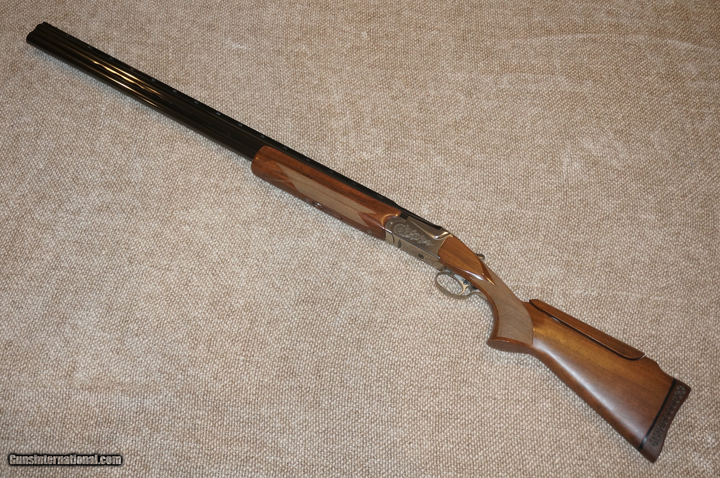 SKB 85TSS Trap 12 ga, 32", adjustable comb