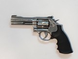 S&W model 617 22LR Revolver - 1 of 3