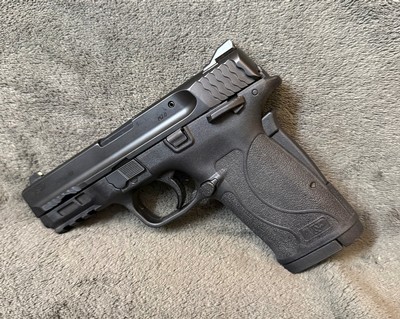 Smith & Wesson M&P 380 Shield EZ - Image 3 of 5