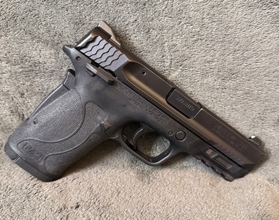 Smith & Wesson M&P 380 Shield EZ - Image 2 of 5