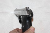.380 SIG Sauer P 232 SLbeautiful 2 toned pistol. In excellent condition - 4 of 11