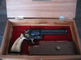 Smith & Wesson Model 566
- 1 of 15