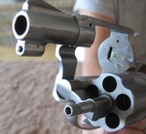 Smith & Wesson .38 Spl Model 60 Chiefs Special - 13 of 15