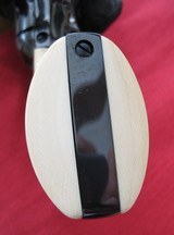 1989 Colt SAA 7-1/2 inch Full Royal Blue 45 LC Factory Elephant Ivory - 11 of 15
