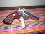 SMITH & WESSON MODEL 66 