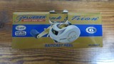 FLUEGER TRION BAITCAST REEL - 2 of 13