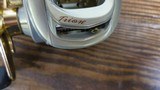 FLUEGER TRION BAITCAST REEL - 5 of 13