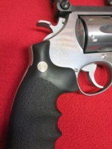 SMITH & WESSON MODEL 629-3 CLASSIC DX - 5 of 15