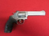 SMITH & WESSON MODEL 617-6 - 5 of 14