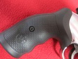 SMITH & WESSON MODEL 617-6 - 8 of 14