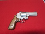 SMITH & WESSON MODEL 625-8
JERRY MICULEK - 2 of 9