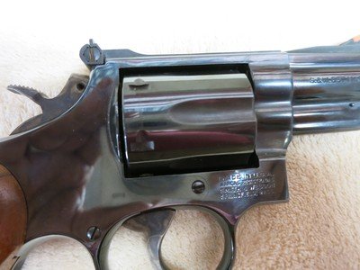 SMITH & WESSON MODEL 19-5 - Image 6 of 15