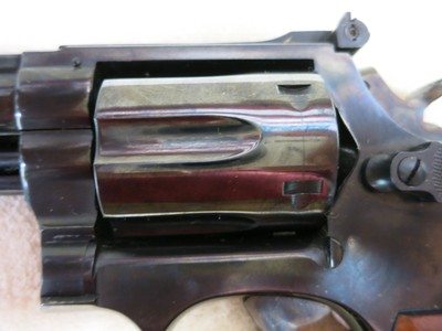 SMITH & WESSON MODEL 19-4 - Image 2 of 15