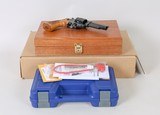 Smith & Wesson 29-10 Engraved .44 mag - 3 of 20