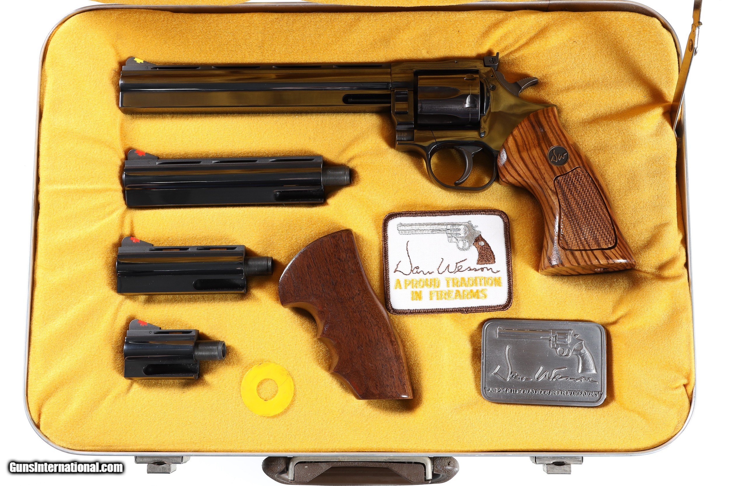Dan Wesson 15 2 Revolver 357 Mag Kit 1619