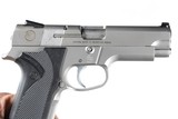 Smith & Wesson 4046 Pistol .40 s&w - 5 of 8