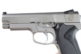 Smith & Wesson 4046 Pistol .40 s&w - 6 of 8