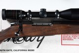 Weatherby Mark V Bolt Rifle 7mm wby mag - 1 of 16