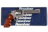 Smith & Wesson 617 Revolver .22 lr - 1 of 10