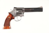 Smith & Wesson 686 Revolver .357 mag - 1 of 9