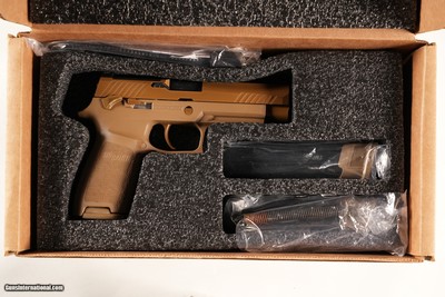 US Issued Sig Sauer M17 Pistol 9mm