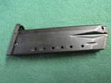 Factory Ruger SR40 Magazine Clip 40S&W 14 RD - 3 of 8