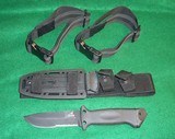 GERBER LMF II FIXED BLADE W/BALLISTIC NYLON SHEATH & Leg Straps 10 1/2" Black - 1 of 8