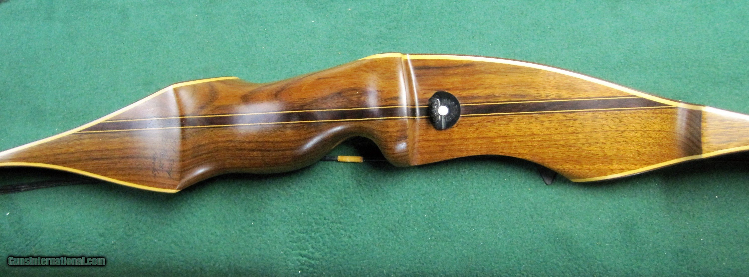 Vintage Doug Kittredge Signature Hunter RECURVE BOW 62" 75 at 28" RH