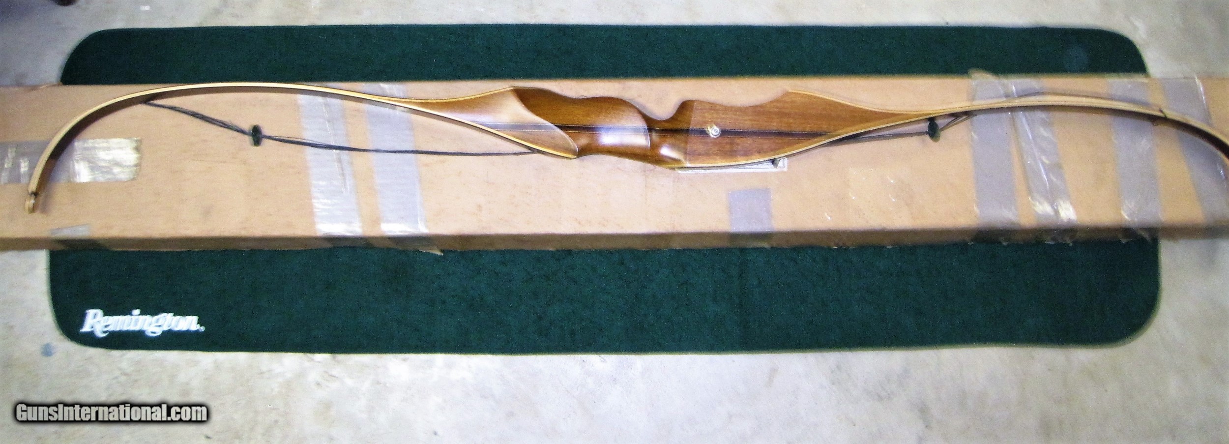 Doug Kittredge Signature Hunter RECURVE BOW 62" 75 at 28" RH