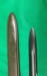 Very Nice WW1 / WW2 US M1905 Bayonet w MK1 Scabbard - SA 1909 - 3 of 13