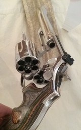 Smith & Wesson 19-4 ,357 magnum - 8 of 16