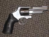 S&W 629 FOUR-INCH .44 MAG REVOLVER -- REDUCED!!! - 4 of 4
