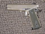 SIG SAUER PAIR OR SINGLE 1911 SCORPION TRADITIONAL .45 ACP PISTOLS FULL-SIZE AND COMANDER.... - 2 of 6
