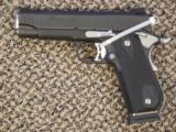 SIG SAUER 1911 CARRY NMR (Commander) WITH BOBBED FRAME. - 1 of 4