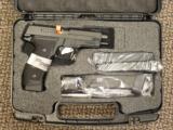 SIG SAUER P-226 TACOPS 9 MM PISTOL WITH FOUR 20-RD MAGS - 1 of 5