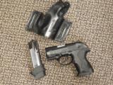 BERETTA PX4 STORM SUB-COMPACT IN .40 S&W PACKAGE - 1 of 4