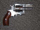 RUGER REDHAWK TALO 
