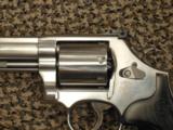 S&W MODEL 686 REVOLVER WITH 5-INCH 7-SHOT .357 MAGNUM
- 2 of 5