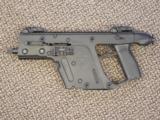 KRISS VECTOR TACTICAL PISTOL IN 9 MM WITH THREADED BARREL - 1 of 4