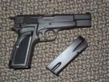 BROWNING HI POWER 9 MM PISTOL PARKERIZED - 3 of 4