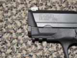 S&W MODEL M&P 40C - 2 of 4