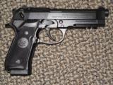 Beretta 92A1 PISTOL IN 9 MM WITH RAIL SYSTEM AND THREE 17-ROUND MAGAZINES - 4 of 5