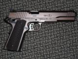 REMINGTON 1911 MODEL R1 "HUNTER" 10 MM PISTOL WITH AN "OIL BRONZE" FINISH - 4 of 6